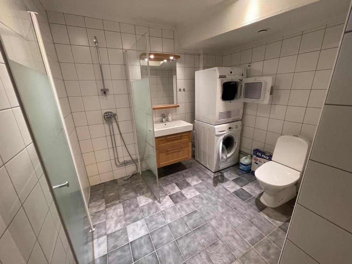 Fint, Gratis Parkering, Med 20 Min Till Goeteborg C Kungalv Exterior photo