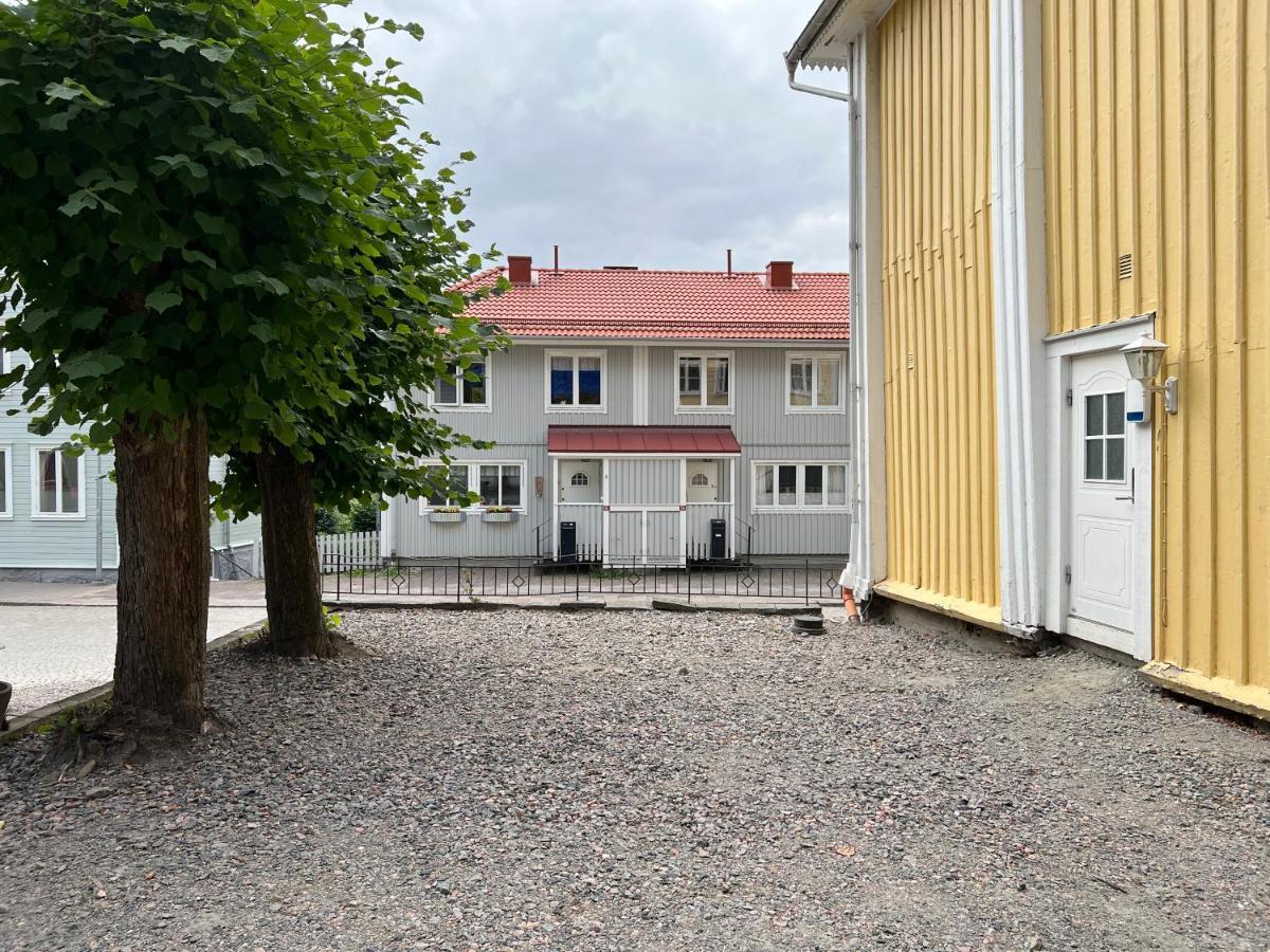 Fint, Gratis Parkering, Med 20 Min Till Goeteborg C Kungalv Exterior photo