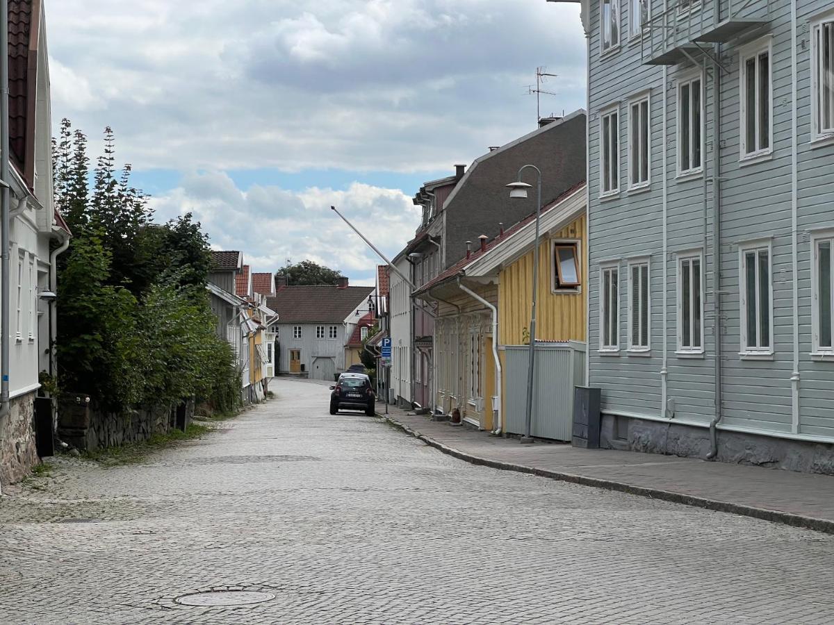 Fint, Gratis Parkering, Med 20 Min Till Goeteborg C Kungalv Exterior photo